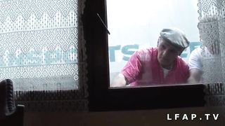 Une belle pute francaise aux gros seins a le cul ravage par 3 mecs