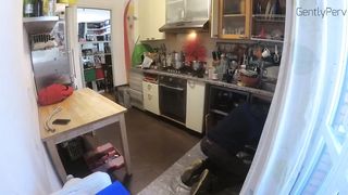 PLUMBER ADVENTURE Pt 1. Casalinga MILF Vuole Il Cazzo Dell'idraulico.