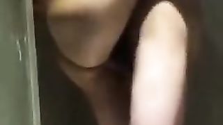 Девушка изменила парню