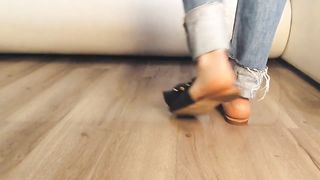 Girl in Sexy Flip Flops and Boyfriend Jeans