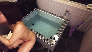 お風呂で洗いっこしてたら興奮してしまってそのまま挿入したら...