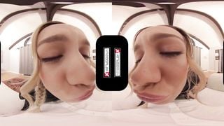 Teen Blonde Katniss Fulfills her Fuck Fantasy HUNGER GAMES a XXX