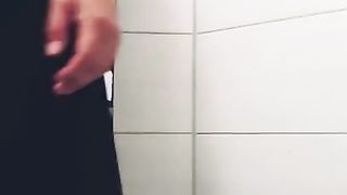 Заснял жену как она писяет