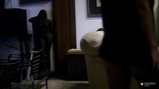 Objectified at the Art Gallery (shibari with Saara Rei)