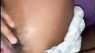 Making her Pussy Squirt