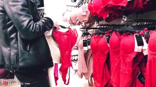 Tattooed Girl Public Blowjob Dick Boyfriend at the Locker Room