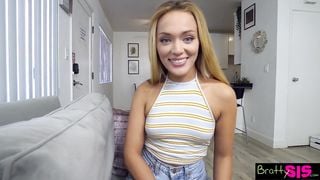 Step Sis "are you getting Excited while taking Photos of Me?" S16:E4