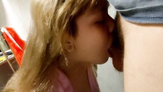 I Put my Throat on the Dick to the Maximum. Lasted 1:10