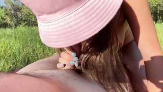 страстный пикник на природе