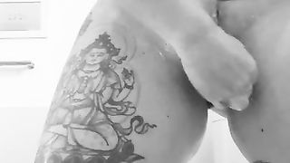 Shaving my Tight Pussy and Playing with myself