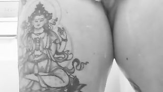 Shaving my Tight Pussy and Playing with myself