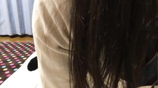 個撮【巨乳】18歳危険日に無中出し膣内射精をキメて妊娠させる。おまんこから溢れ出てくる逆流精液がエロい。。