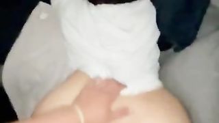 Lightskin Big Booty getting Fucked on the Couch Cumshot on Bubble Butt!!!!