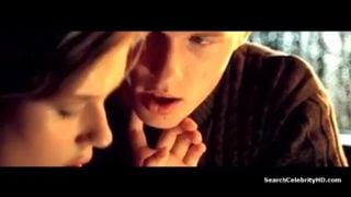 Metiéndole El Dedo a Scarlett Johansson