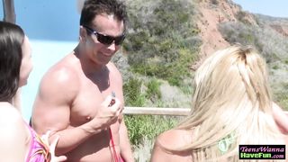 Teen fuck party gets jizz