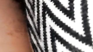 Вылизала мне киску на даче у друзей, когда шёл снег- Lesbian_illusion