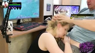 Girl Sucked my Dick while Playing World of Warcraft I Cummed on her Face AnnyCandyPainboy