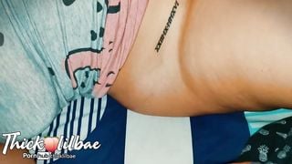 Lissa Tyler Tiene Sexo a Media Noche Con El Novio De Su Hermanastra, Casi Son Atrapados Por El Padre