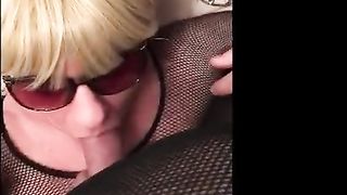 Crossdresser Mouthfuck