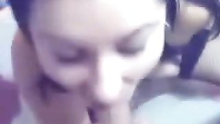 Decharge de sperme en plein visage!