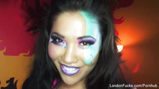 Colorful London Keyes gets Fucked on the Couch