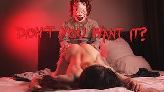 Horny clown Pennywise fucks and crempies your hot girlfriend Diana Daniels - Halloween Special