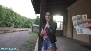 Public Agent Mia Trejsi fucks Her Pussy With a Dildo