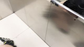 Hot milf wanted to roller skate but had a cock riding lesson instead