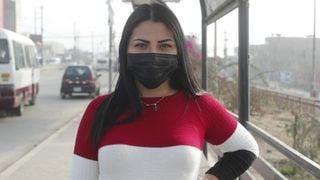 La SUPER CULONA VENEZOLANA Ginezflowrs perdida en Lima prueba su primera polla con moreno