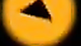 Красивая девушка в общаге