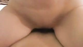 Triolisme avec une brune en chaleur