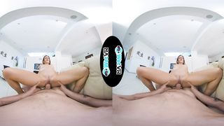 WETVR Bath Creeper Fills Up Step Sister In VR POV
