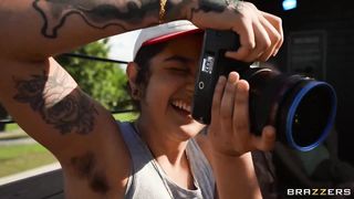 Horny Tour Guide / Brazzers