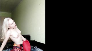 I dreamed of sex and i fucked a pillow