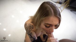 SQUID GAME - Front man fucks Fiona Fuchs