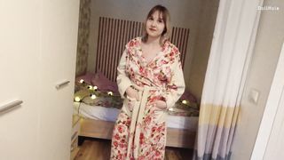 DollHole-У неё не было денег. Но были хе хе "ПРЕЛЕСТИ" Она не смогла сказать заплачу потом.