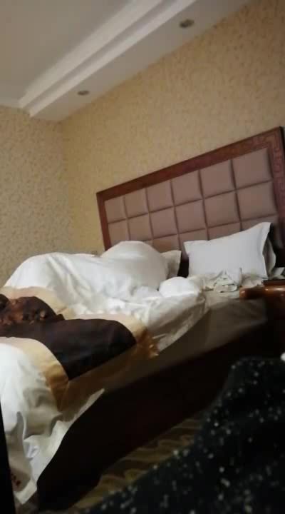 Film de baise d'une jeune pute chinoise dans une chambre d'hotel