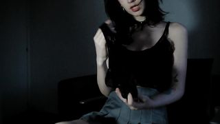 JOI COMPAÑERA DE PISO TE HUMILLA Y HACE QUE TE MASTURBES VIENDOLA ROLEPLAY ASMR - NEFERET EXPOSITO