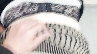 【人妻日記】足音や人の声が漏れ聞こえるトイレでイキ続ける人妻NTR　フェラ奉仕→イラマチオ調教→バックでガン突き一部始終