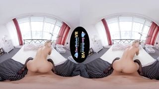 SexBabesVR - Coming Home To Lola Myluv