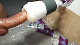 Thick Lubed Cock Penetrates a Fleshlight