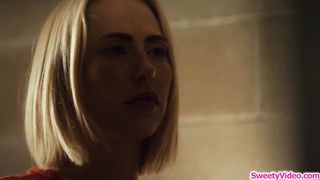 Lesbo inmates scissoring inside the cell