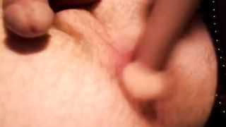 Sissy boy gapes his ass until he cums