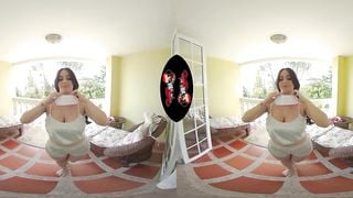 Vrlatina - Big Boobs Kardashian Busty Latina Giving It To Vr
