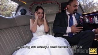 HUNT4K. Random passerby scores luxurious bride in the wedding limo