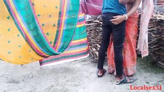 Desi indian Bhabi Sex In outdoor (Official video By Localsex31)