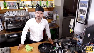 HUNT4K. Hunter begins morning by fucking cafe worker near her fiance