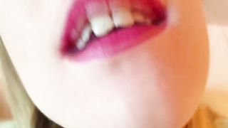 Giantess Kissing and Mouth POV