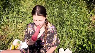 Dialoghi italiano-Teenager bionda squirta durante inculata estrema outdoor esclusivo TheDirtyDancing