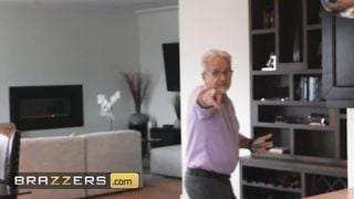 Brazzers - Lauren Phillips Is So Horny That Doesn't Care That Her Stepson Ruined Her Hard Work